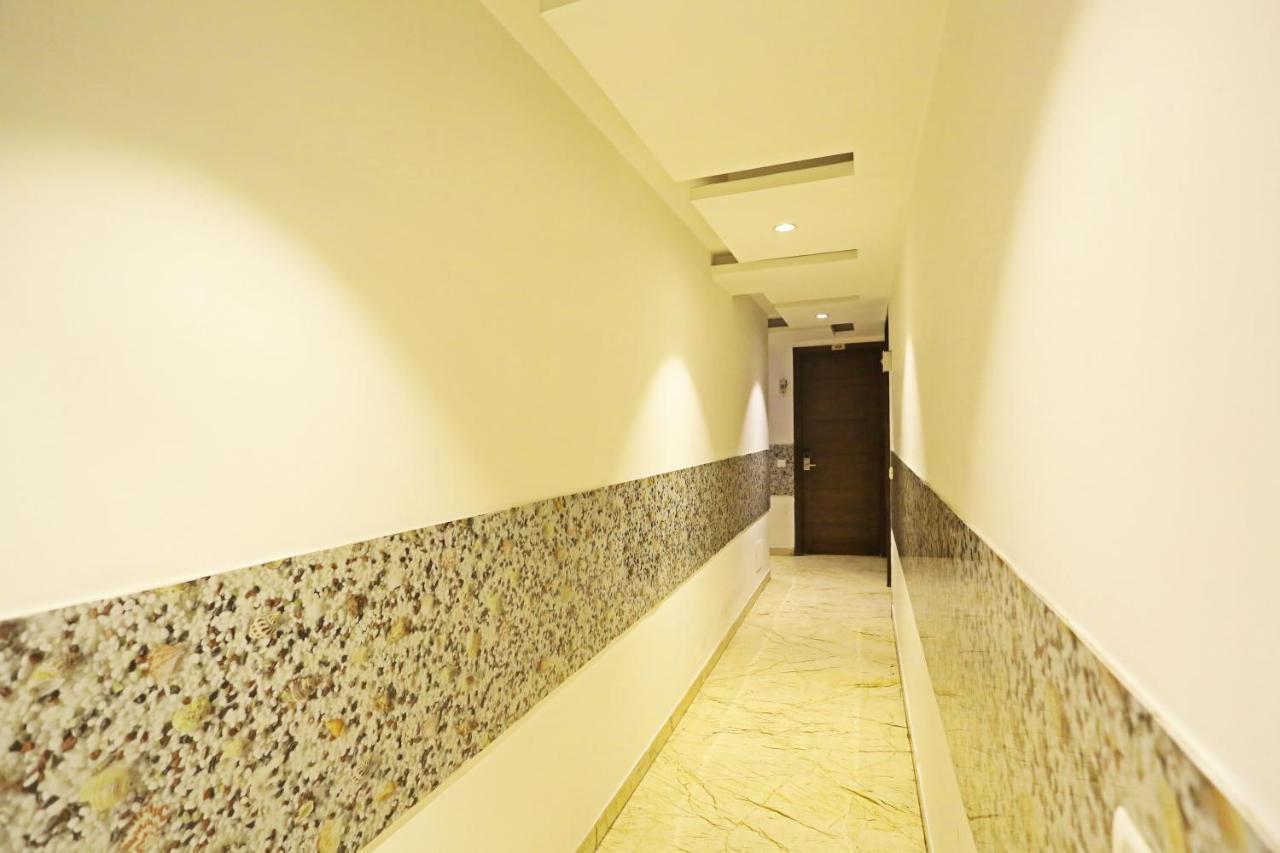 Hotel Sm Suits Near Delhi Airport-Unit By Grand Urban Luxury Ню Делхи Екстериор снимка