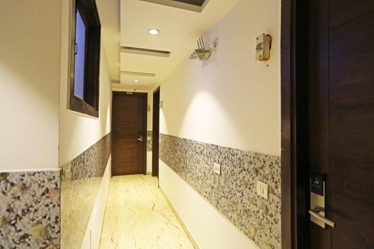 Hotel Sm Suits Near Delhi Airport-Unit By Grand Urban Luxury Ню Делхи Екстериор снимка