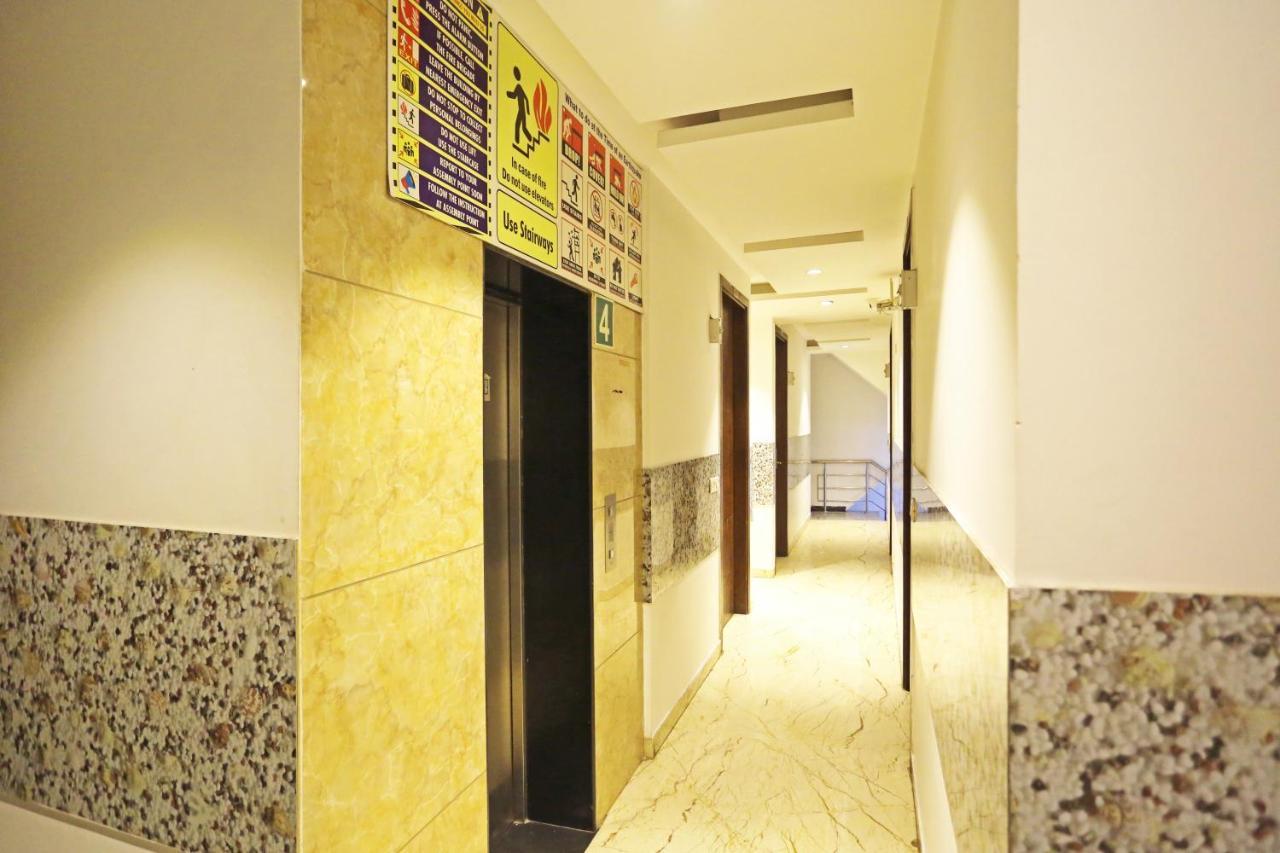 Hotel Sm Suits Near Delhi Airport-Unit By Grand Urban Luxury Ню Делхи Екстериор снимка