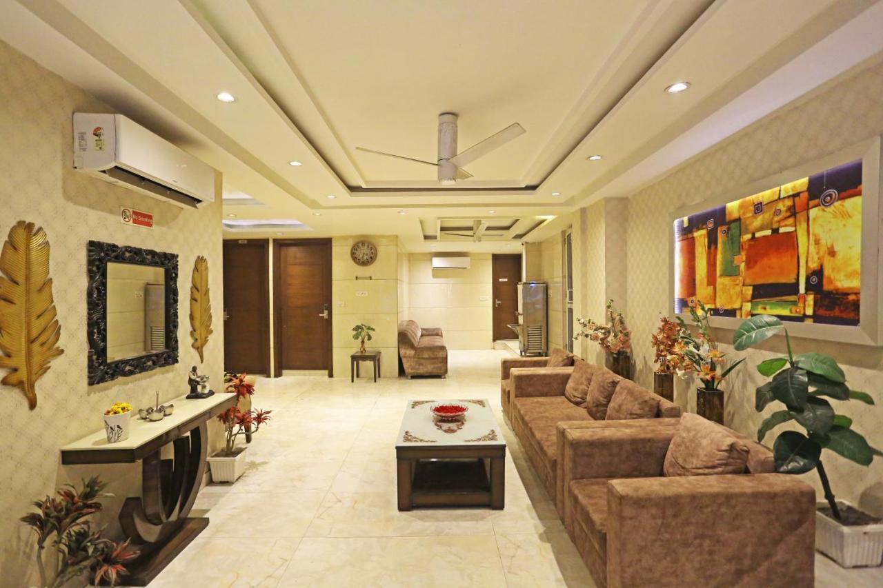 Hotel Sm Suits Near Delhi Airport-Unit By Grand Urban Luxury Ню Делхи Екстериор снимка