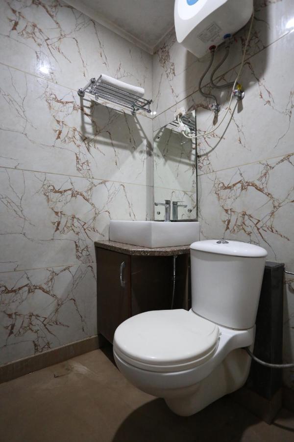 Hotel Sm Suits Near Delhi Airport-Unit By Grand Urban Luxury Ню Делхи Екстериор снимка